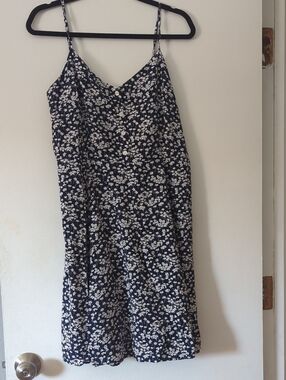 GAP Navy and White Floral Sundress
